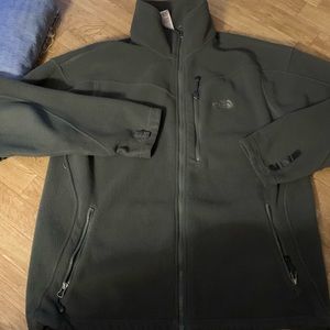 North face pullover men’s large